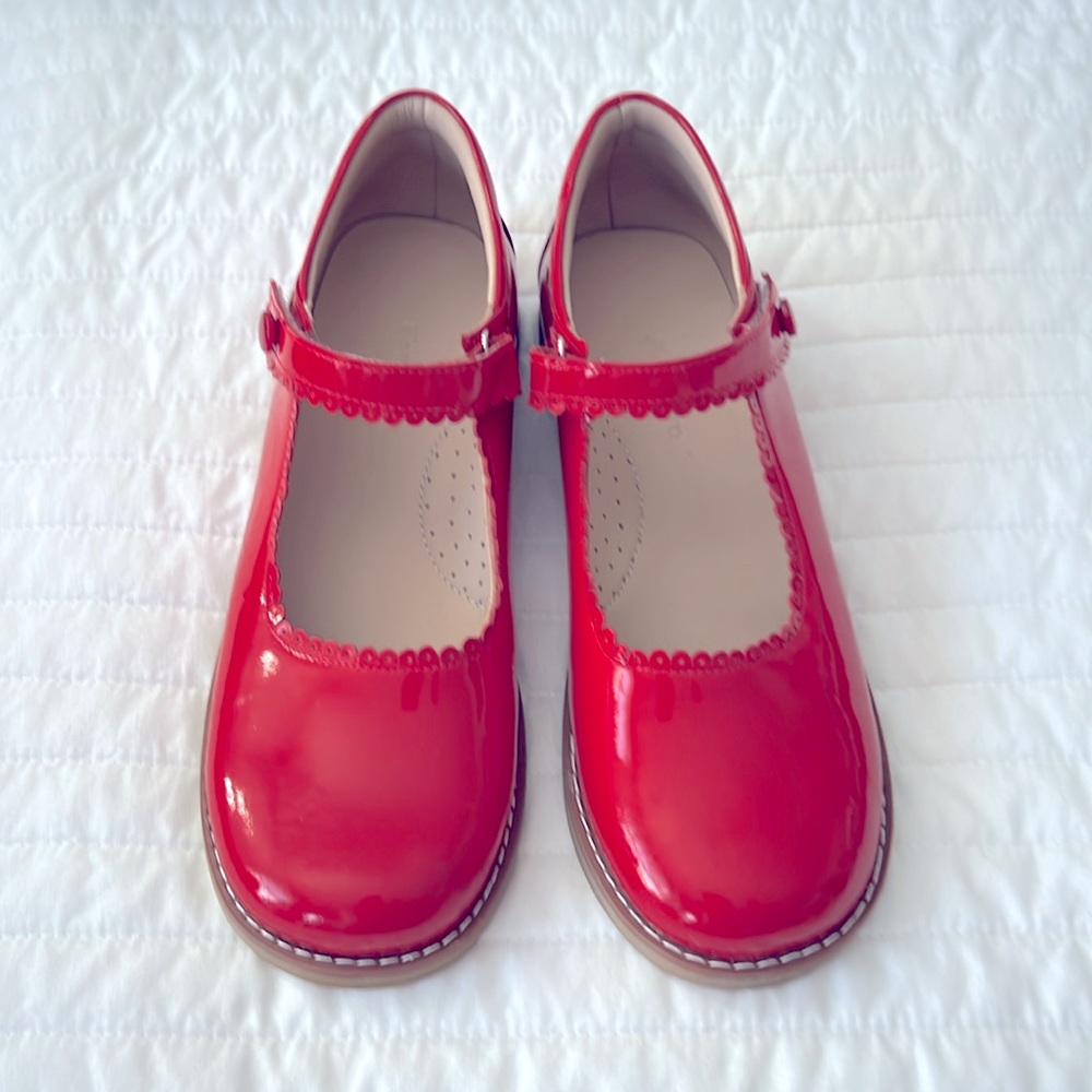 Elephantito Classic Mary Janes in Red Patent Leather - Picture 2 of 4